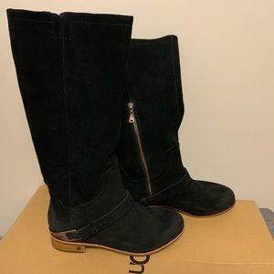 Women’s Ugg black Suede Channing Boots